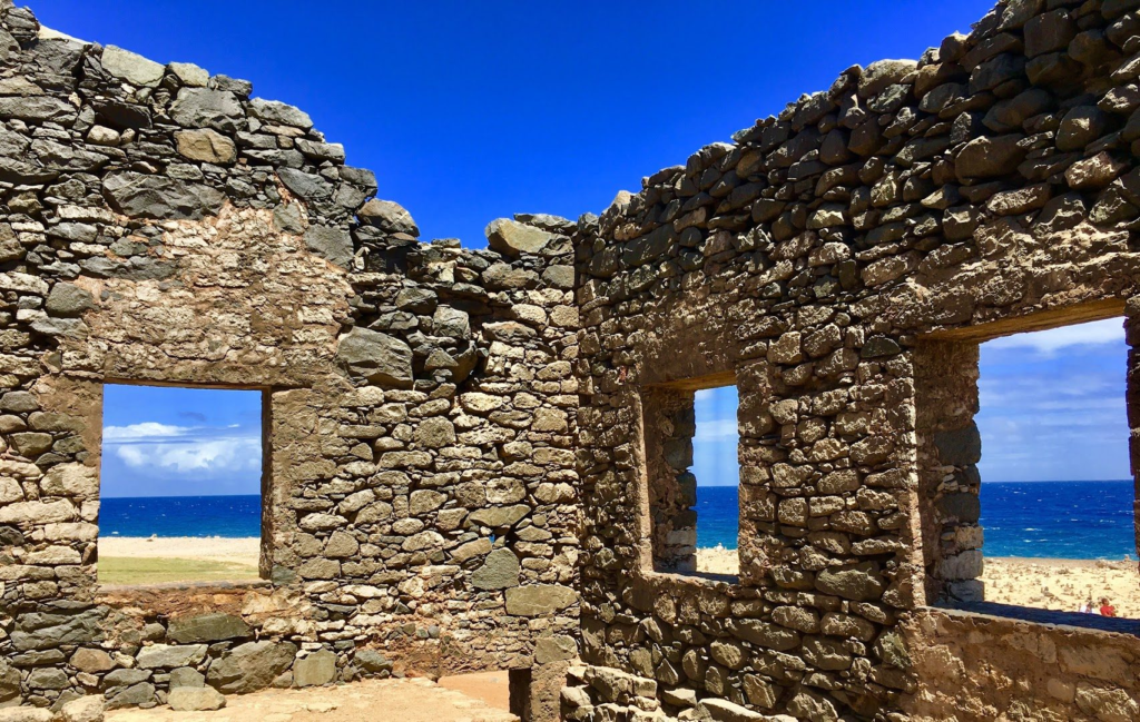 Blue sea seen through the window openings of the Bushiribana ruins