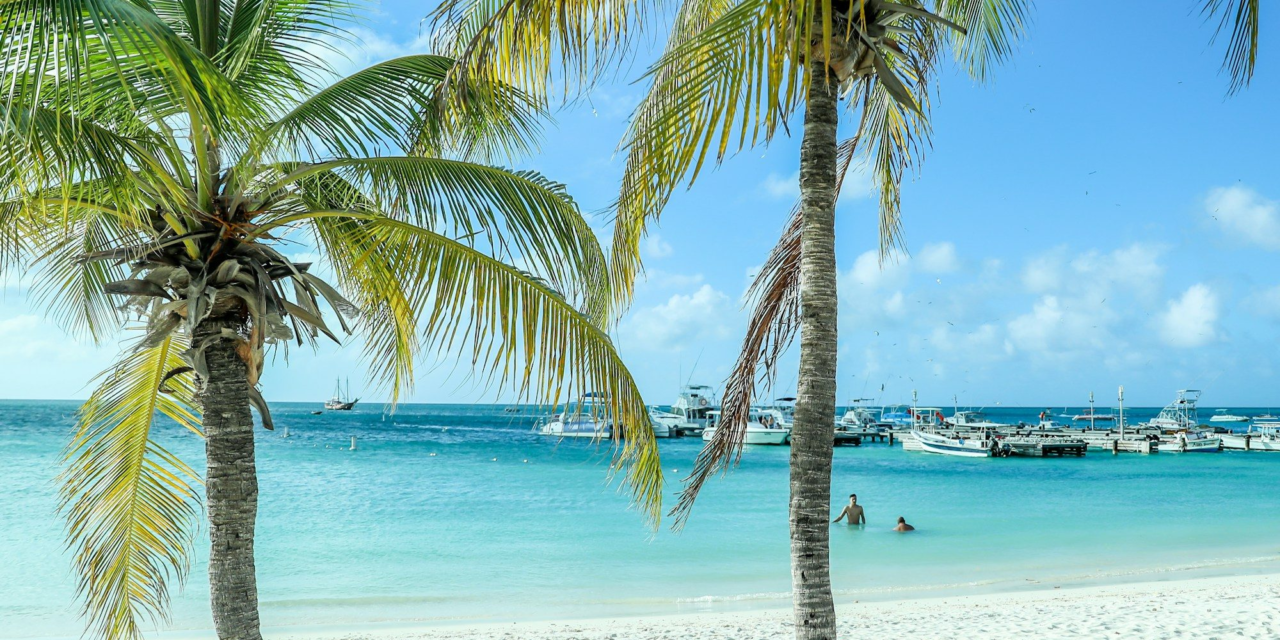 The Aruba Packing List: What to Bring for Sun, Wind and Water